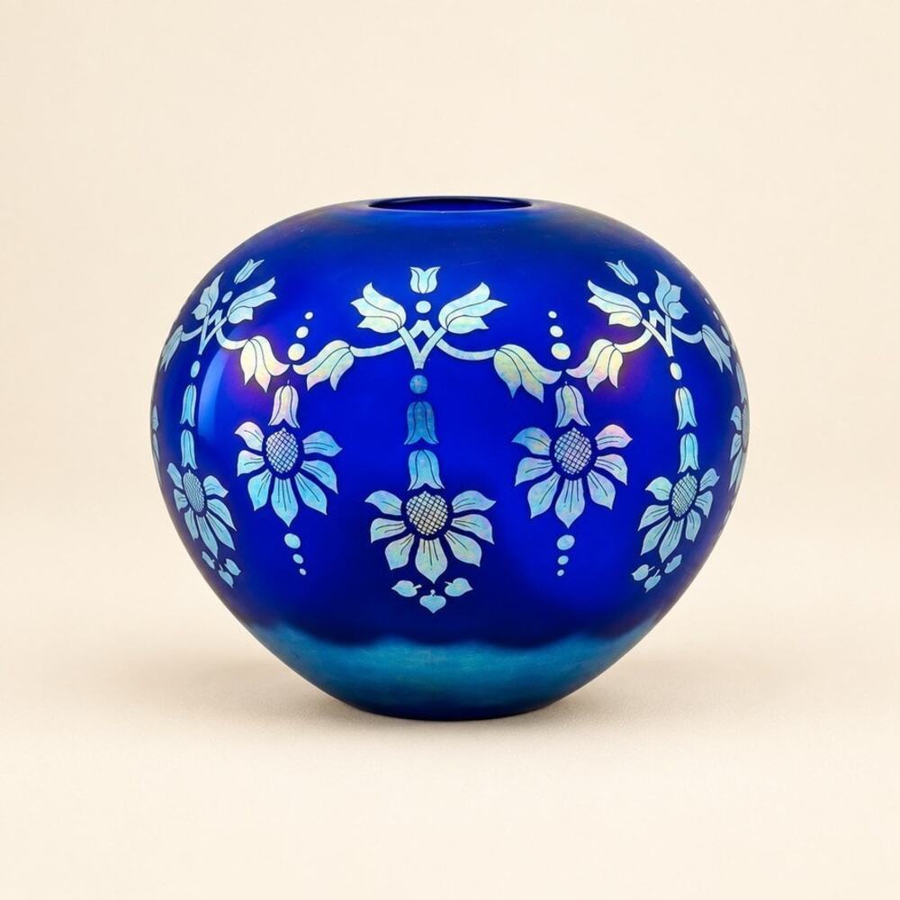 Fenton Favrene Satin Sunflower Vase-Limited Edition-Blue Art Glass-Iridescent